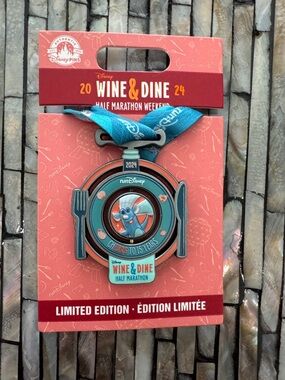 Disney Parks 2024 Wine & Dine Half Marathon Remy LE Pin Brand New - Ratatouille